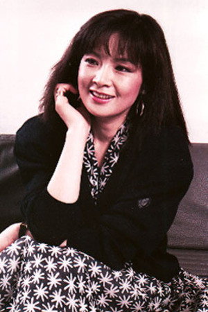 Jeong So-nyeo as Song-hee in Black Nights