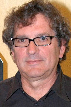 Gerardo Herrero as Self - Film Producer in El Quijote desde la platea
