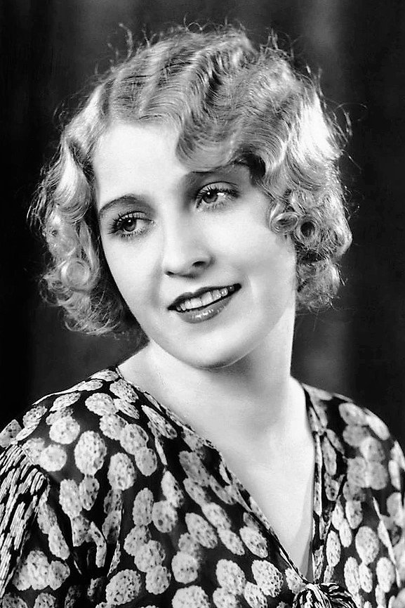 Mary Eaton as Lenora in Two Masters