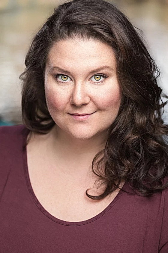 Jenna Boyd as Receptionist in Idiomatic