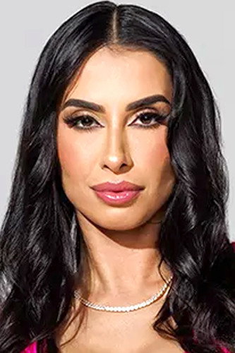 Nooreya Sozahdah as Self in Secrets & Sisterhood: The Sozahdahs