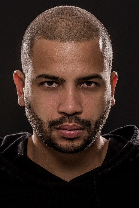 Projota as Richard in Ninguém Tá Olhando