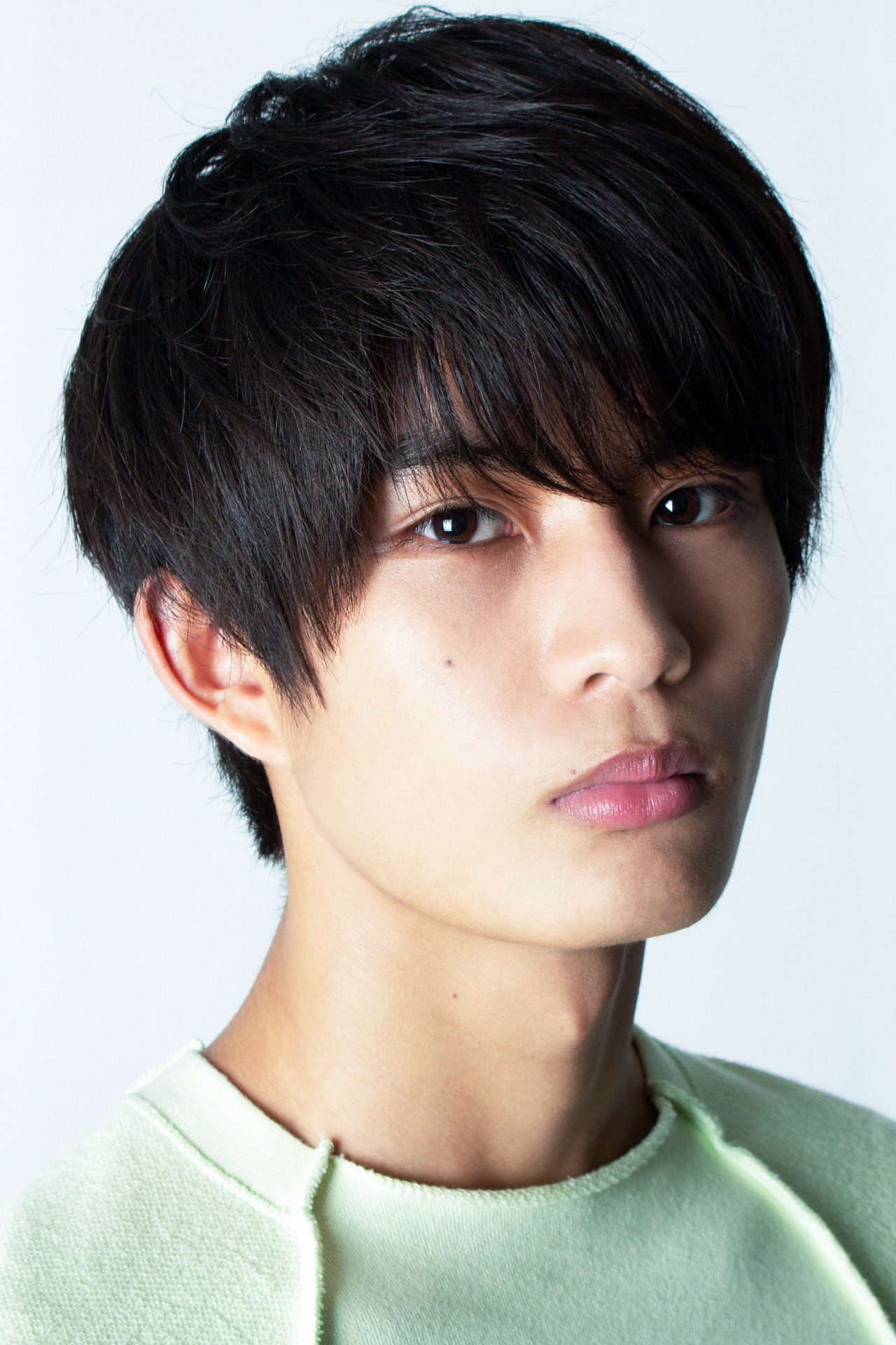 柊太朗 as Tsukasa Sakurakoji in Extreme Married Couple
