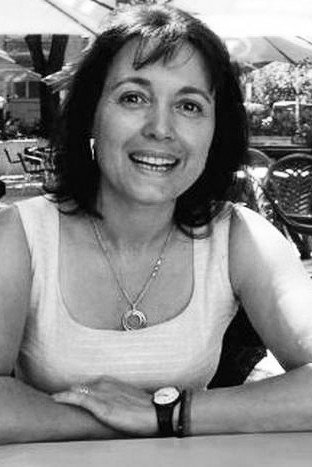 Elzhana Popova as Anna, Elena Rosa's friend in A Long Long Long Night of Love