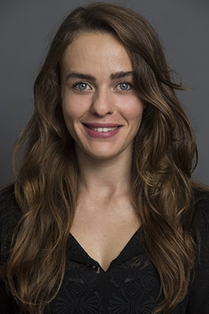 Tuğba Çom as Yasemin Tözün in Twist of Fate