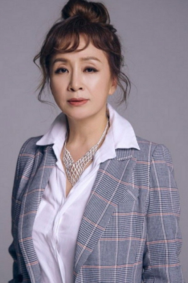 박해미 as Jeon Jang-mi in Personal Taste