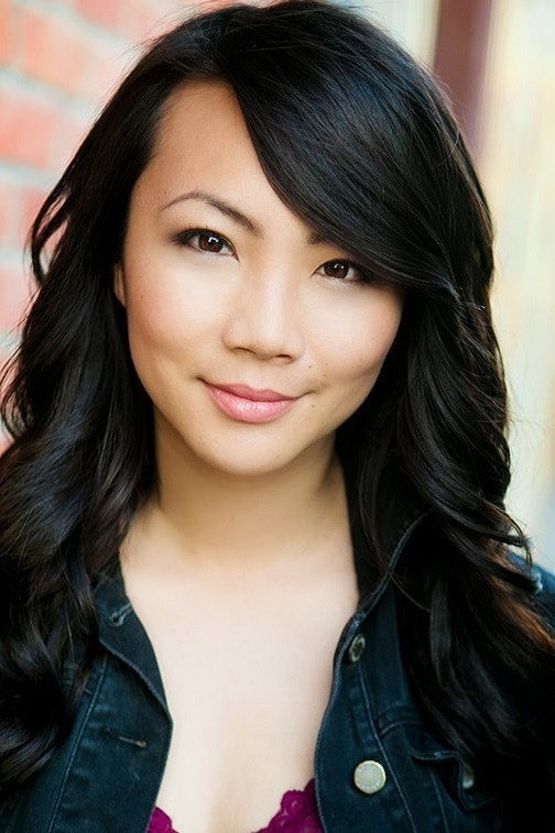 Jona Xiao as Shen May (voice) in Resident Evil: Oscuridad infinita