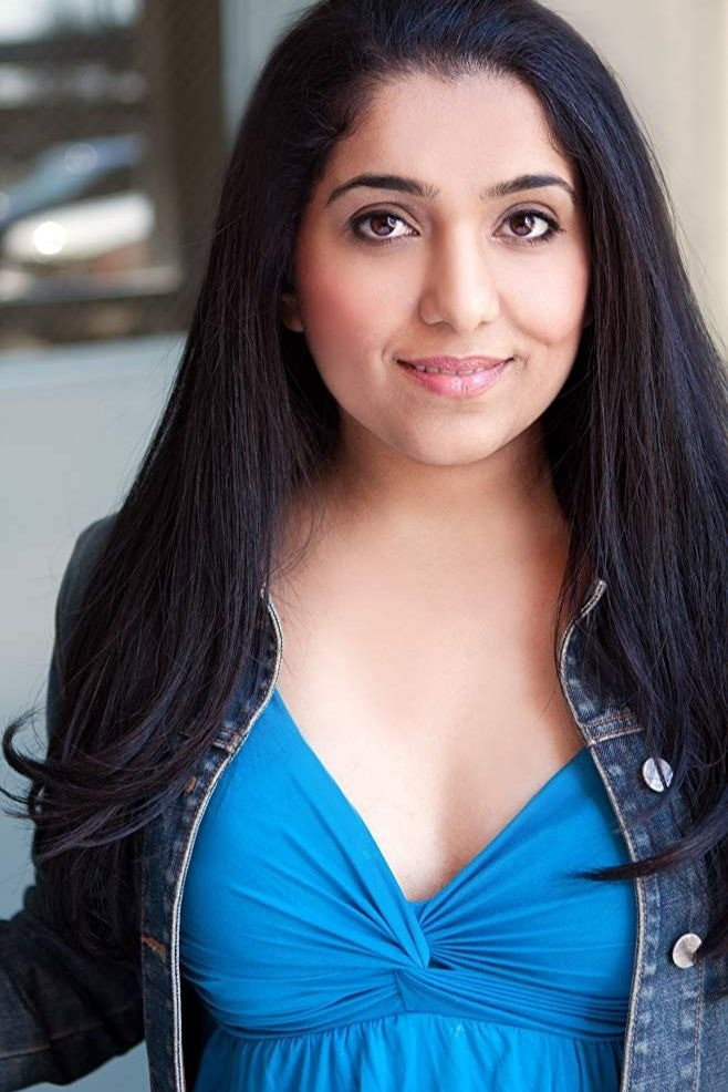 Aizzah Fatima as Teacher in I Am from Palestine