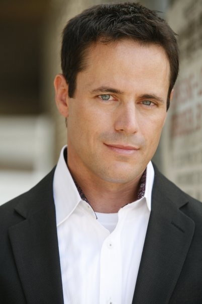 Robert Esser as Club Member (as Robert Esser) in Pretty/Handsome