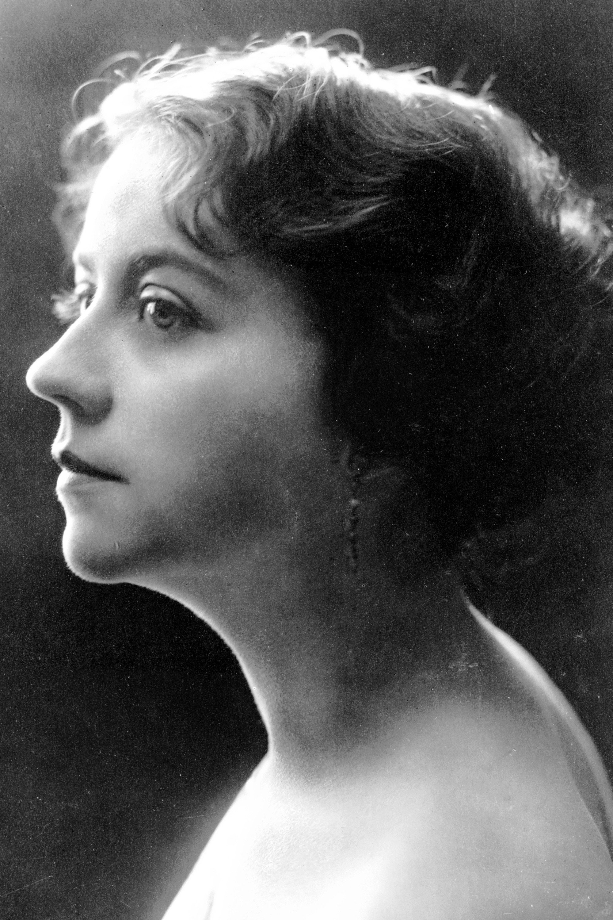 Helen Gardner as Becky Sharp in Vanity Fair
