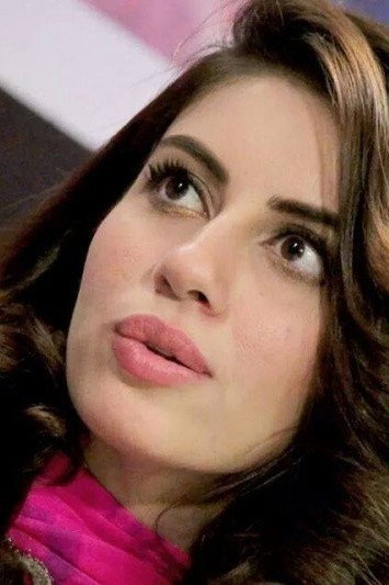 Sadia Faisal as Urooj in Ishq Mein Kafir