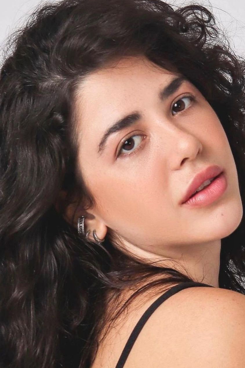 Juliana Abreu as Jaque in Long Way Home