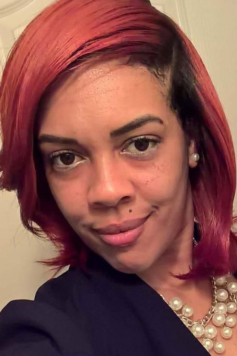 Craijece Lewis as Brenda in Kill Plan