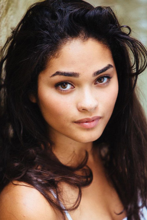 Brittany O'Grady as Sophie in Sometimes I Think About Dying