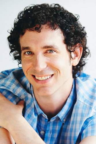 Jonas Chernick as Neil Sheehan in The Pentagon Papers