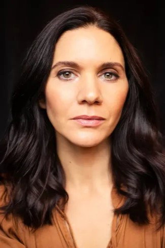 Amy Matysio as Joanne McKenzie in Dream Wedding