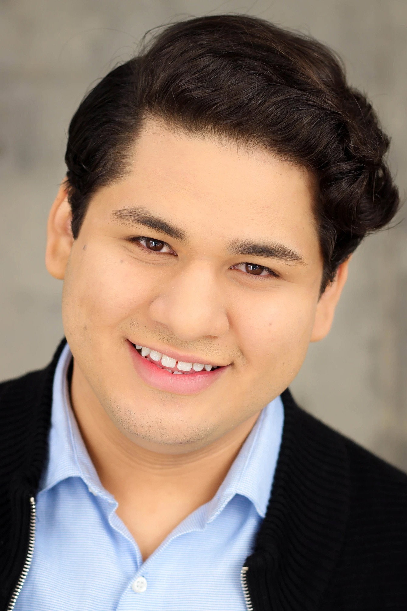 Fernando Carsa as Memo in Acapulco