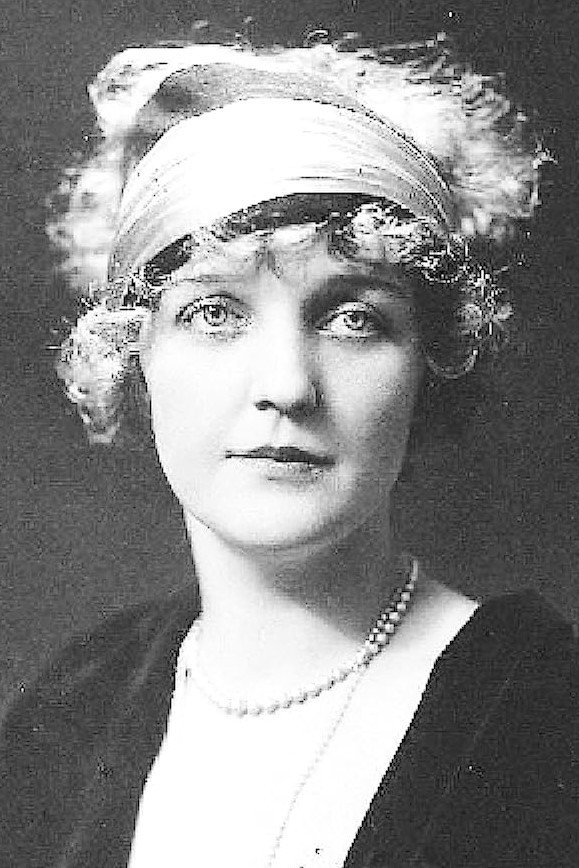 Naomi Childers as Patty Gordon in Their Mutual Friend