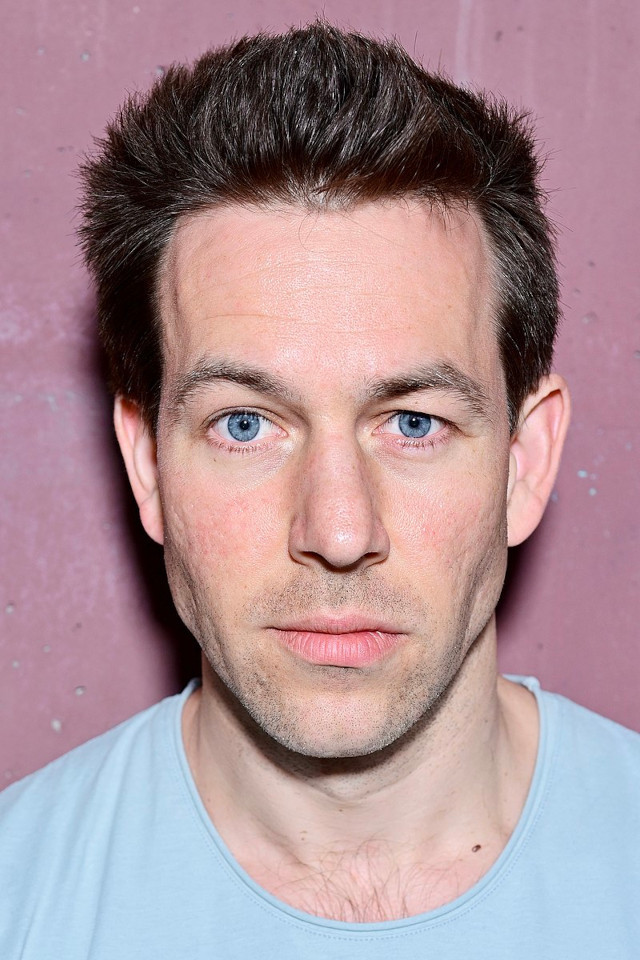 Florian Anderer as Roman Decker in Money. Murder. Zurich.: Borchert and the time to die