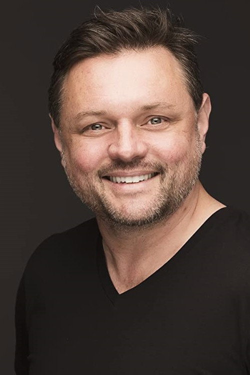 Nathan Spencer as Detective in Noirhouse