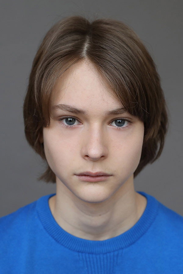 Игорь Яшанин as Gosha in Queen of Spades: Through the Looking Glass