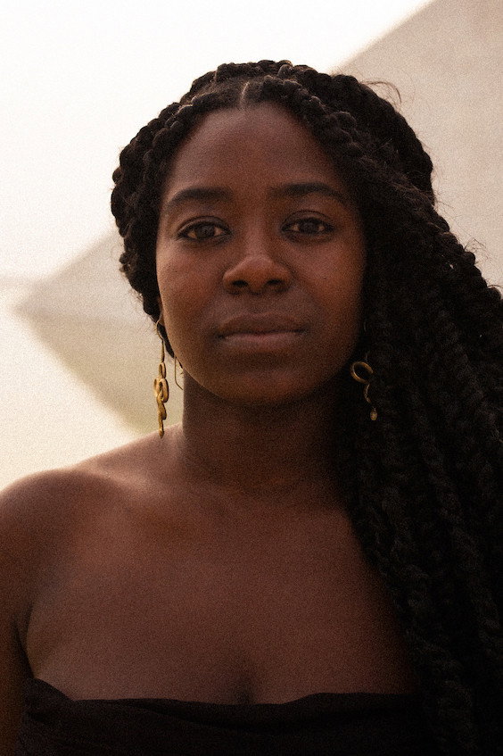 Siobhan Fernandes as Anabela in The Rye Horn