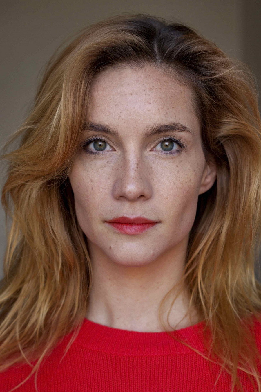 Hana Vagnerová as Eva Krátká in Horákovi