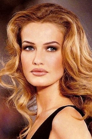 Karen Mulder as Self in La Machine Mode