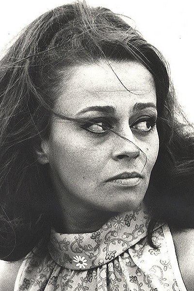 Norma Bengell as Maria Rosa in O Filho Adotivo