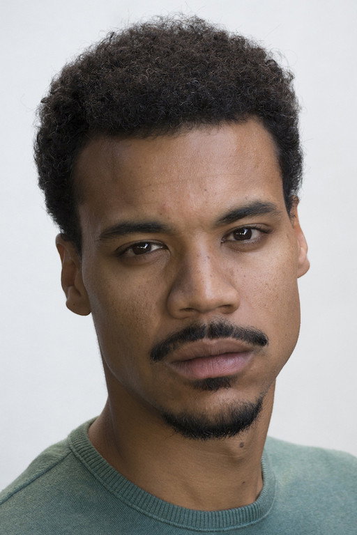 Miguel Angel Gobbo Diaz as Malik Soprani in Carlo & Malik