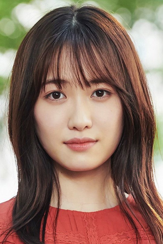 工藤遥 as Egawa in Duty First, Kiss Later