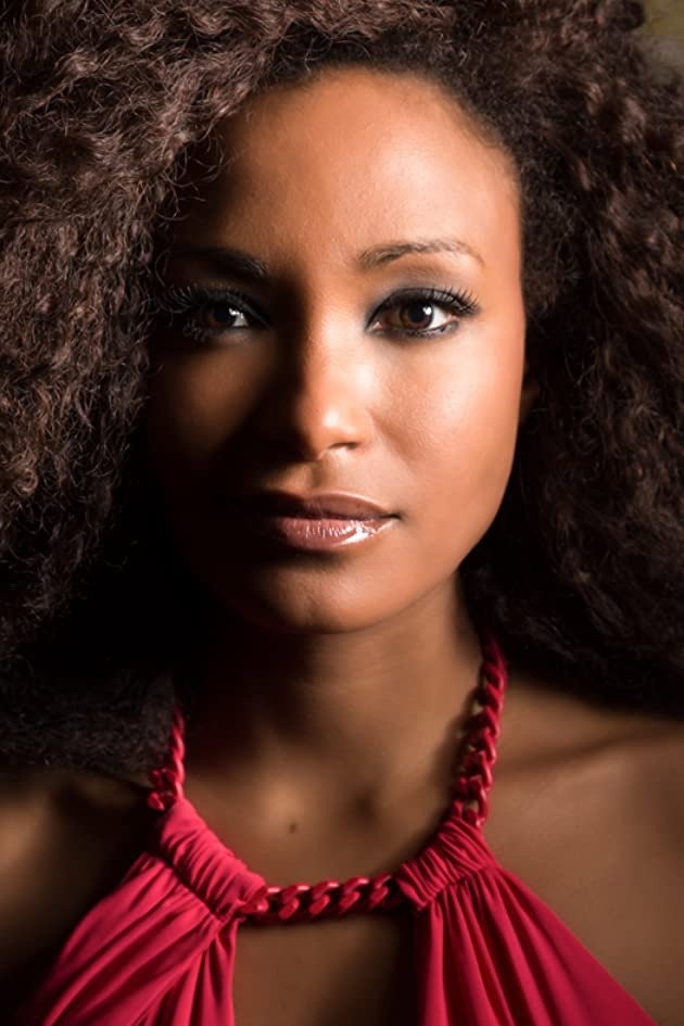 Ciomara Morais as Alda in All Is Well