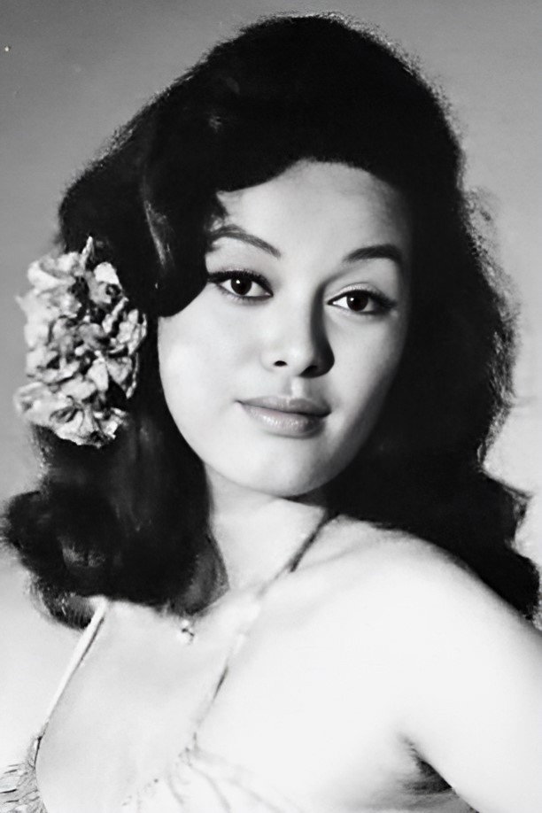 Moa Tahi as Lulu Noir 121 in Operation Apocalypse