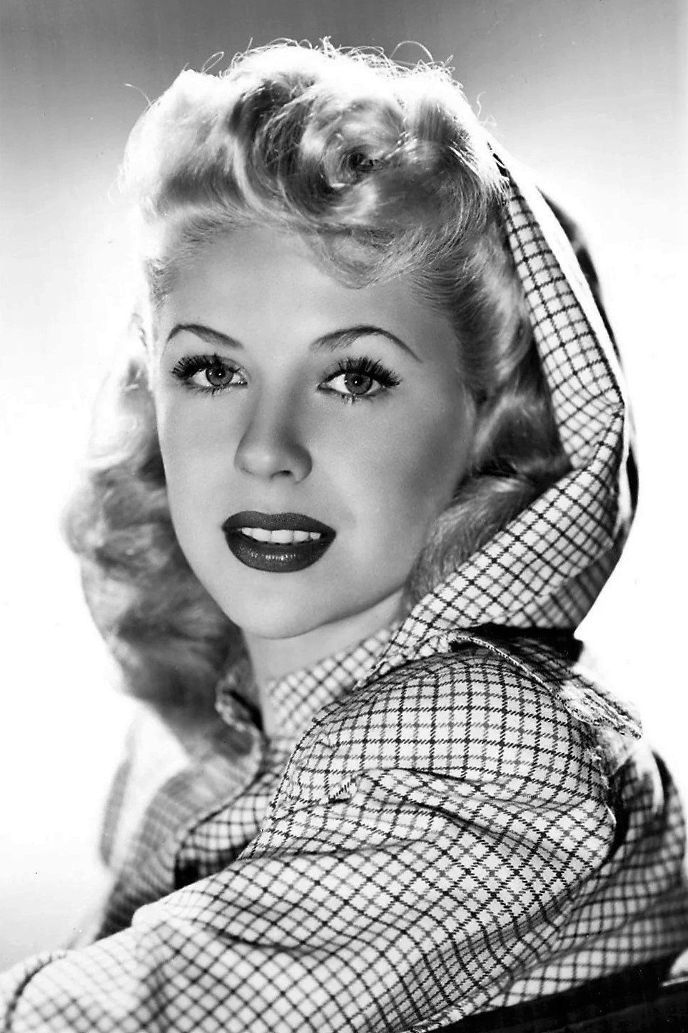 Marie McDonald as Claire Banner in Promises! Promises!