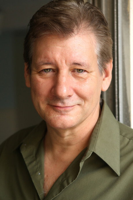 Thomas Garner  as Ford Carson in Heart of Fear