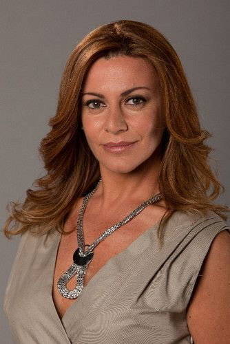 Sílvia Rizzo as Conceição "São" Silva in Festa é Festa