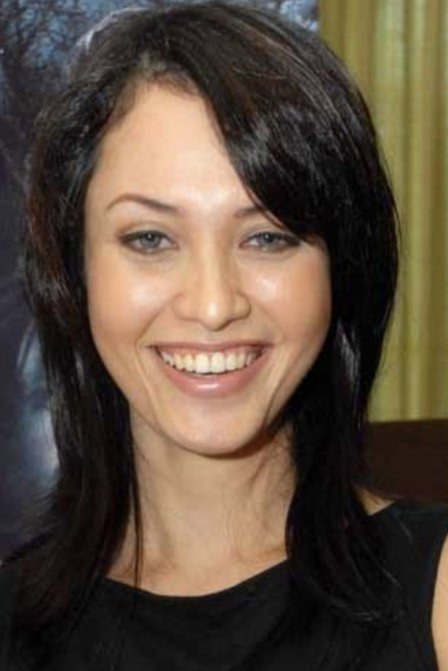 Laura Antoinette as Petra in The Chanting 3