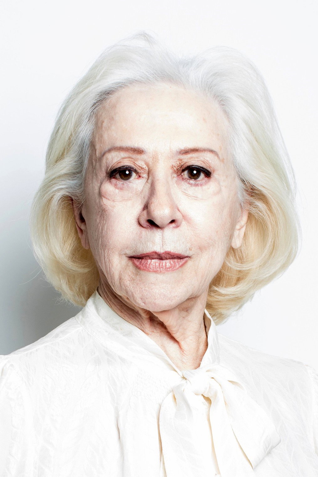 Fernanda Montenegro as Madame Ingrid Von Herbert in Cara a Cara