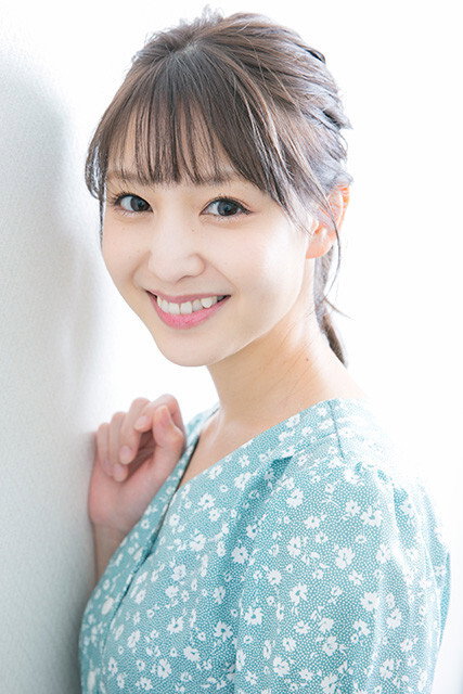 小池唯 as Ahim de Famille / Gokai Pink in Kaizoku Sentai Gokaiger