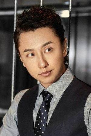 Huang Cailun as Negotiation Expert in Billion Coward