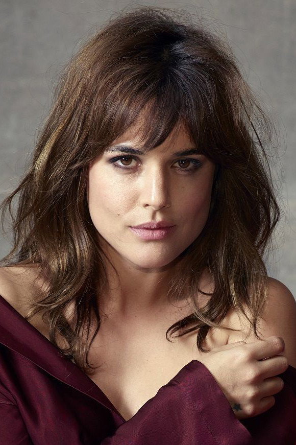 Adriana Ugarte as Sira Quiroga/Arish Agoriuq in The Time in Between