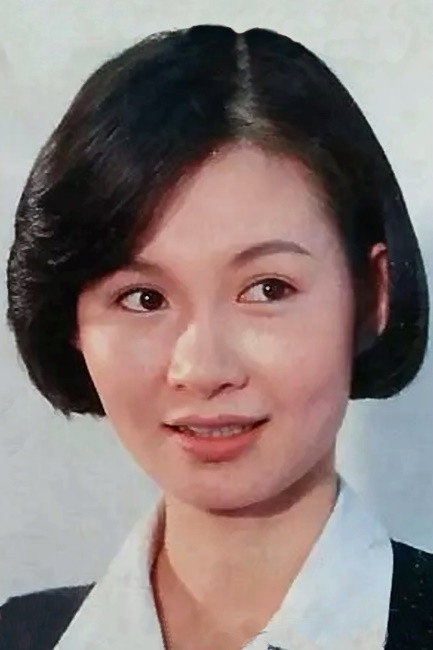 張純芳 as Lin Hsiu-Ying in Growing Up
