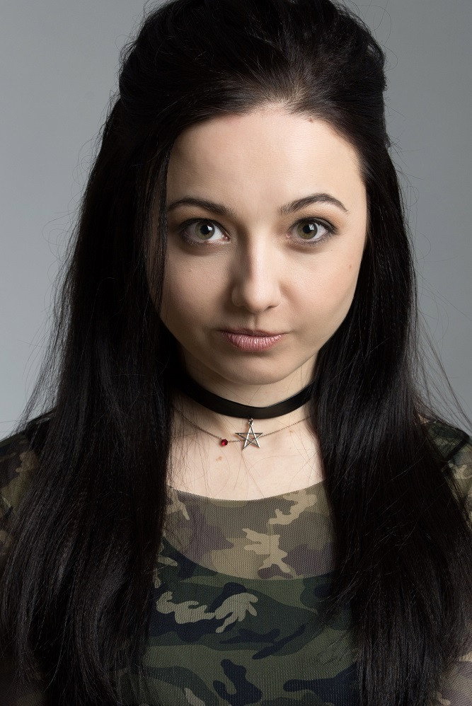 Aiste S. Gram as Anna (Patient) in Vanish in Smoke
