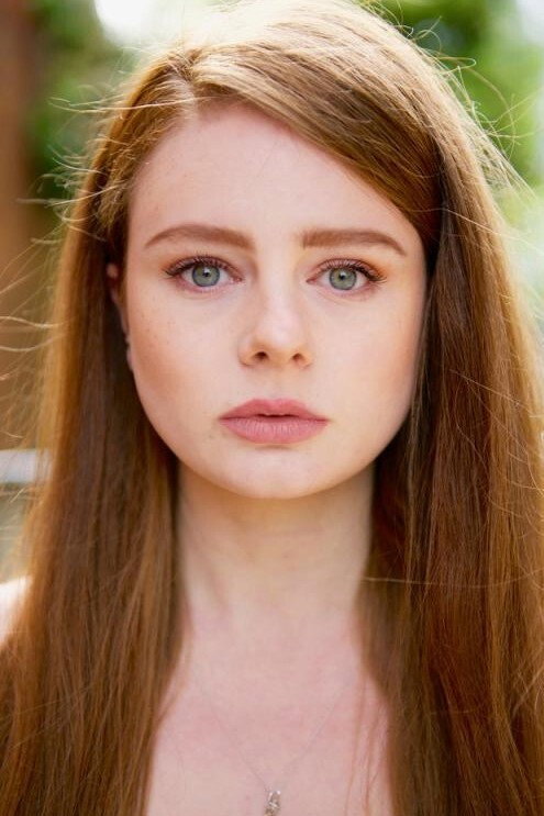 Hannah Laresa Smith as Julia in My Own Life