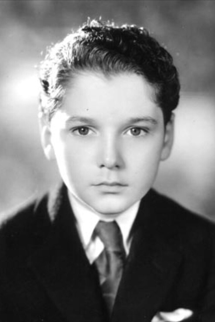 Tad Alexander as Widdie Crane in The Stranger's Return