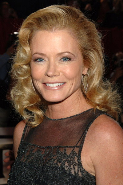 Sheree J. Wilson as Leslie in Hellbound