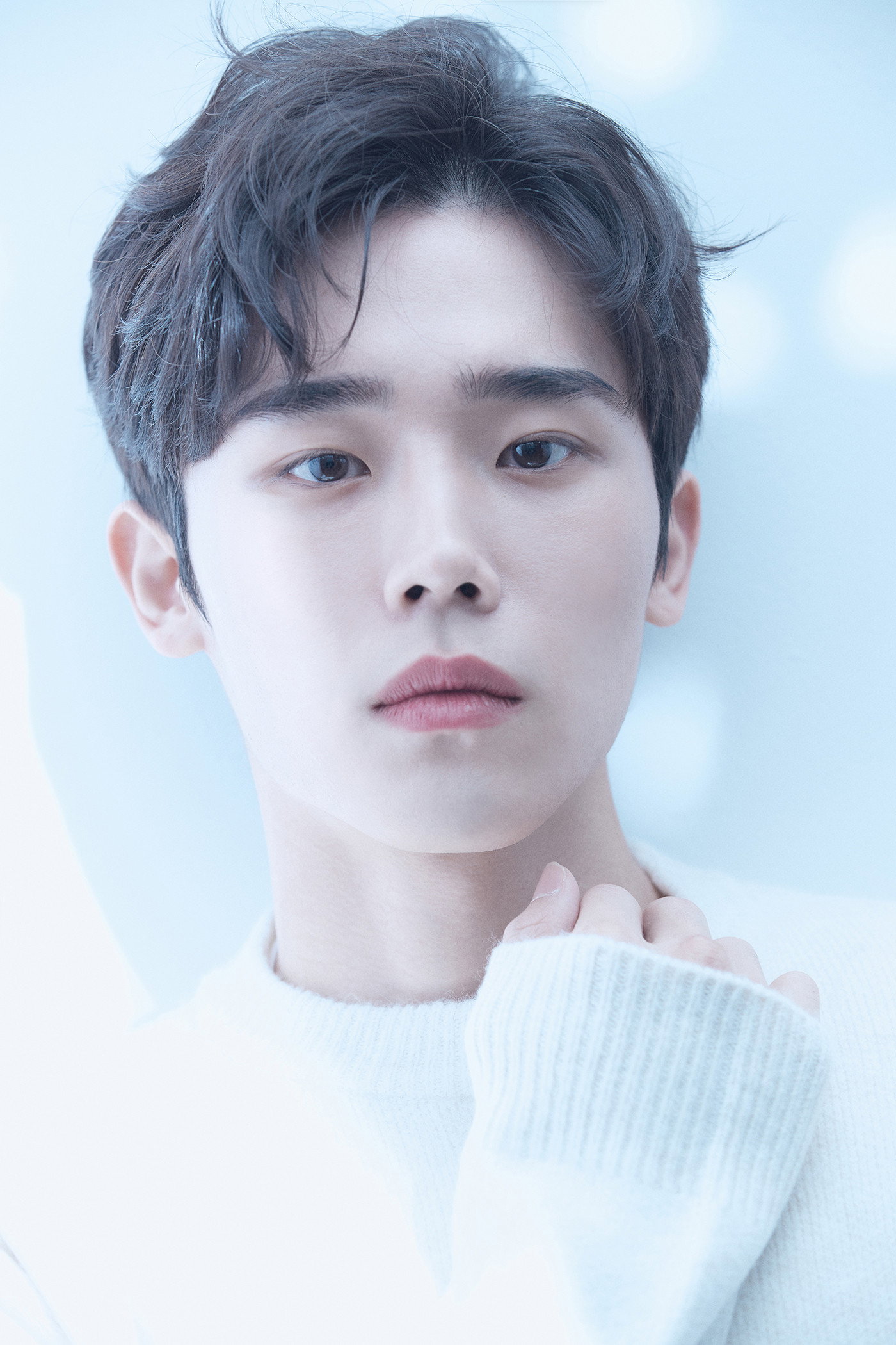 최시훈 as Nam Ji-ho in Café Kilimanjaro