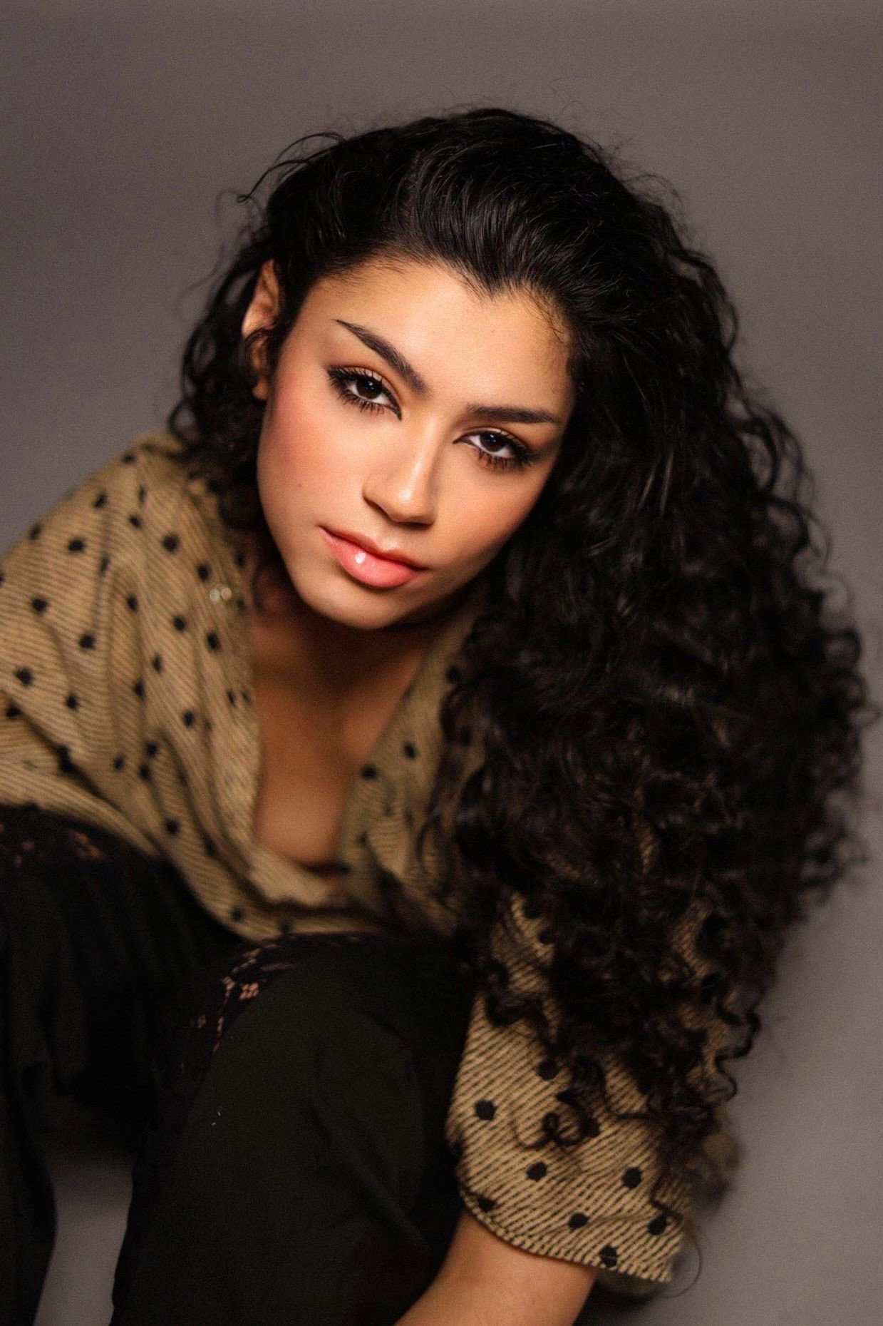 Reine Faiad as Jamie Power in Escape Reality