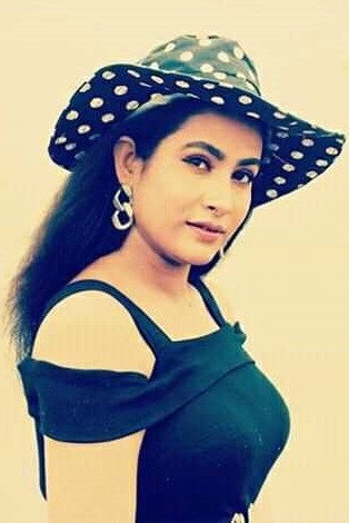 Gulshan Ara Champa as Mala in The Padma Boatman