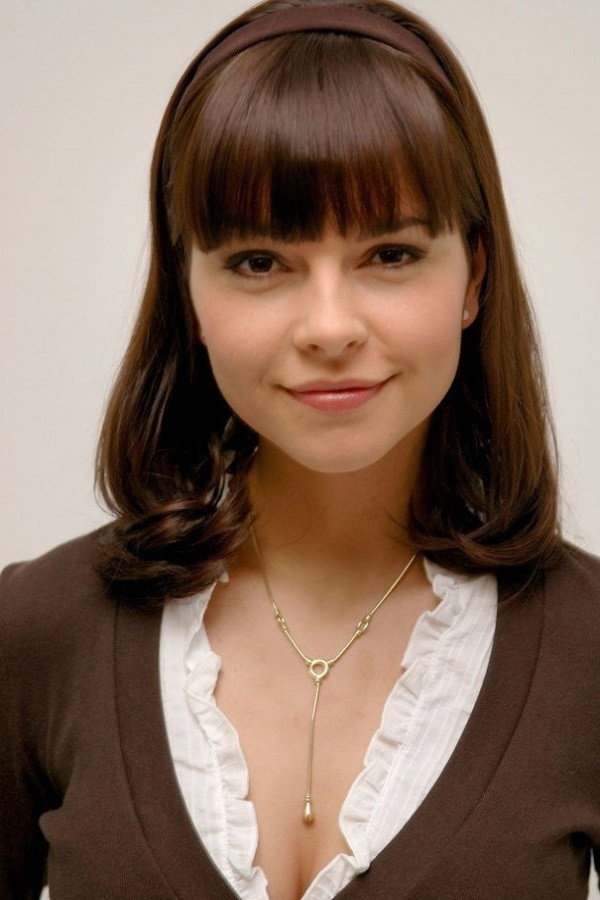 Susan Hoecke as Dr. Laura Seifert in Lifelines